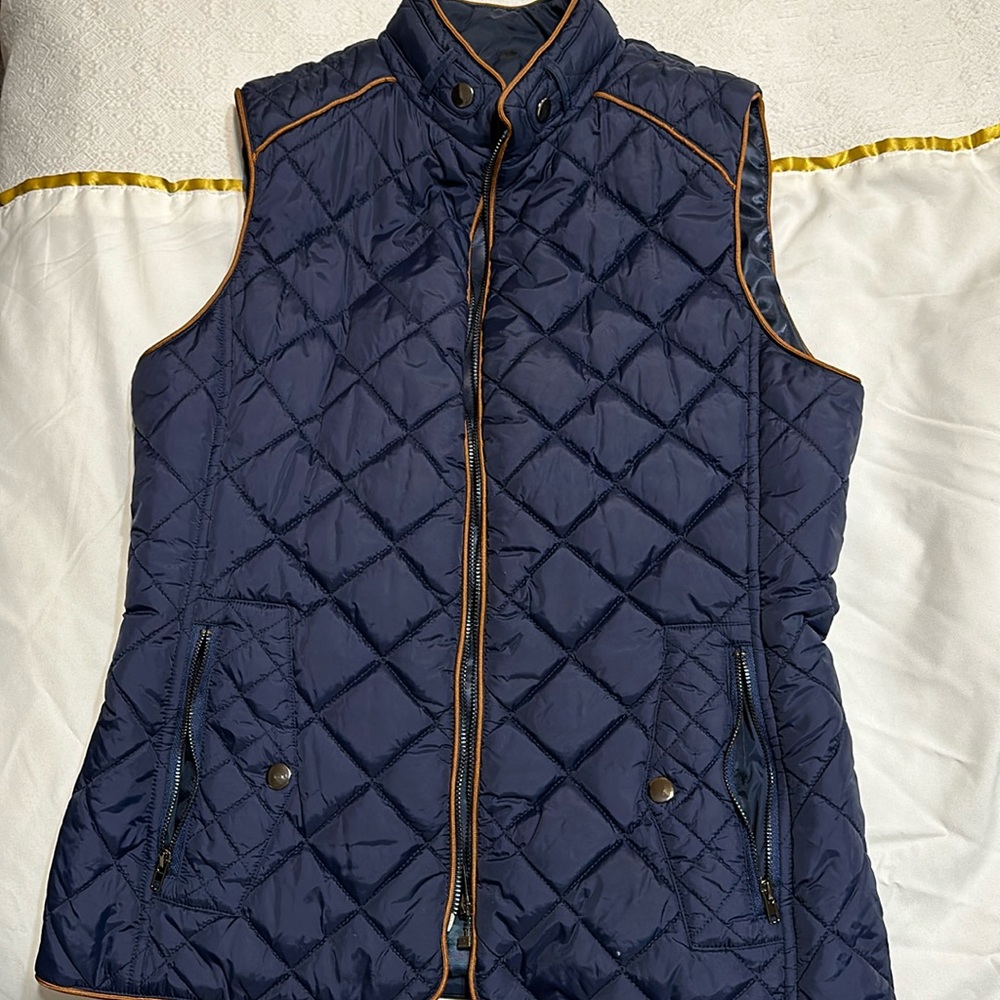 Navy blue puffer vest